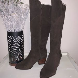 Crown Vintage Virassi boots 7.5